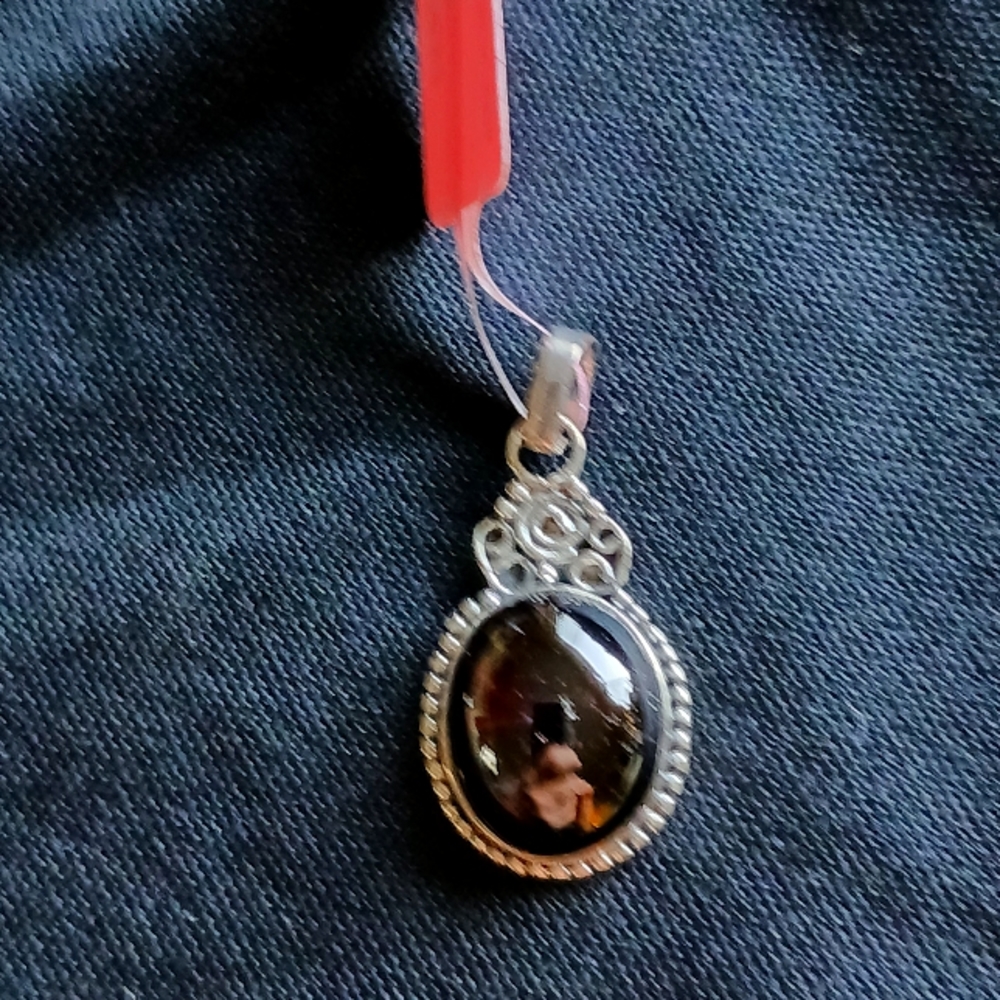 Pendant (0632)